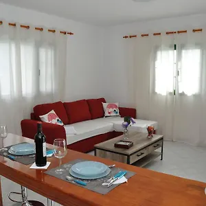 La Casita De Mari Carmen Landhaus Mala
