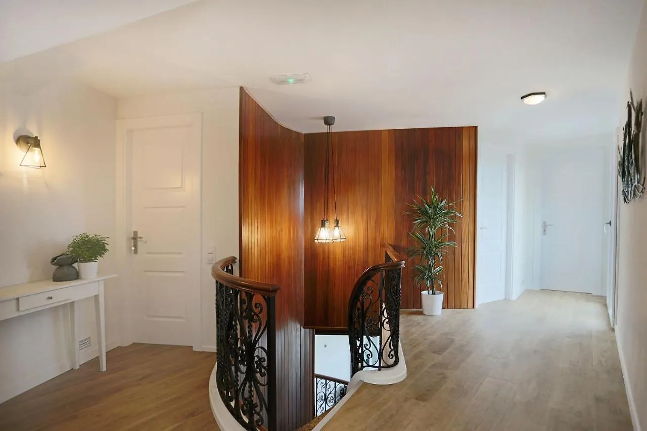 Homestay Villa Estrella - Costa Brava Calella Spain