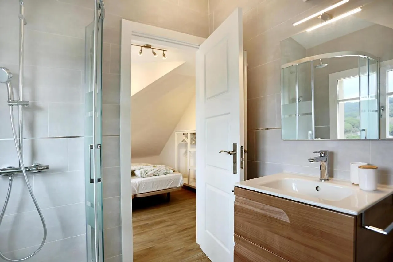 Homestay Villa Estrella - Costa Brava Calella
